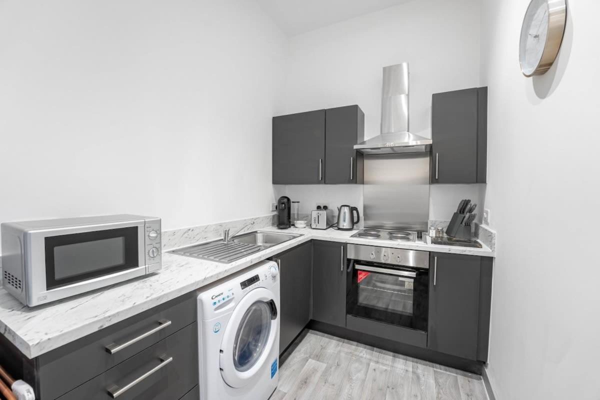 Apartment Modern 1 Bedroom In Dudley Brierley Hill